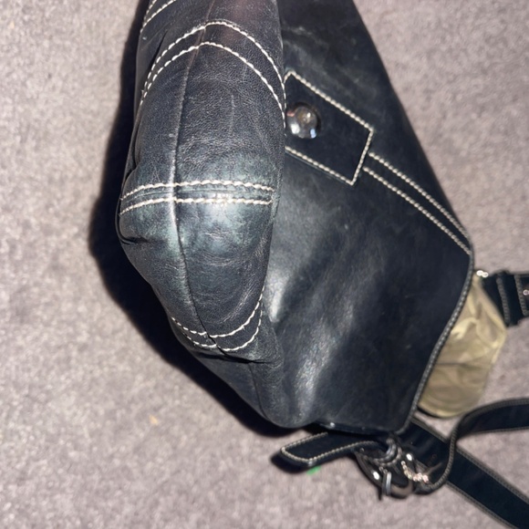 Vintage Coach Leather Soho Bag - Picture 5 of 12